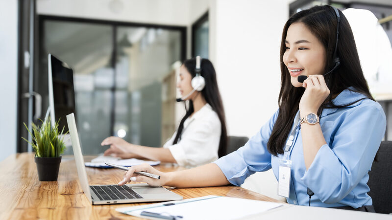 Nhân viên CSKH hỗ trợ tận tâm, chuyên nghiệp 24/7